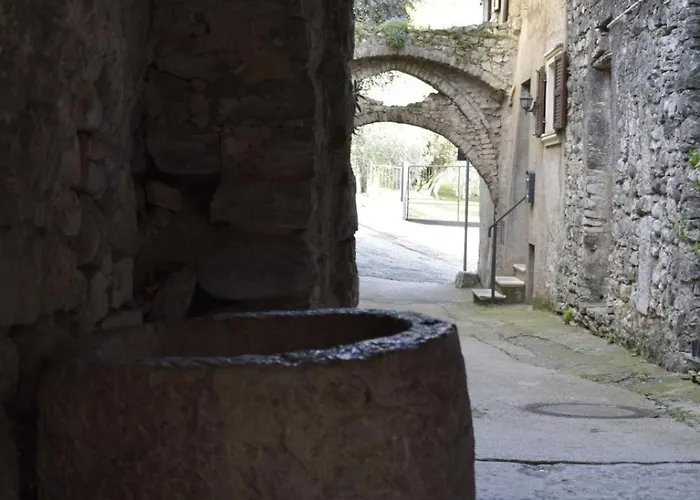 Semesterbostad Anna Brenzone sul Garda