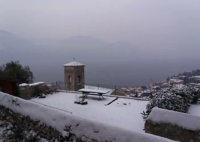 Semesterbostad Anna Brenzone sul Garda